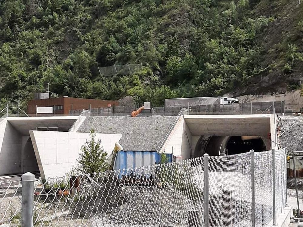 Zaun & Umgebung im Wallis – RJ Bau